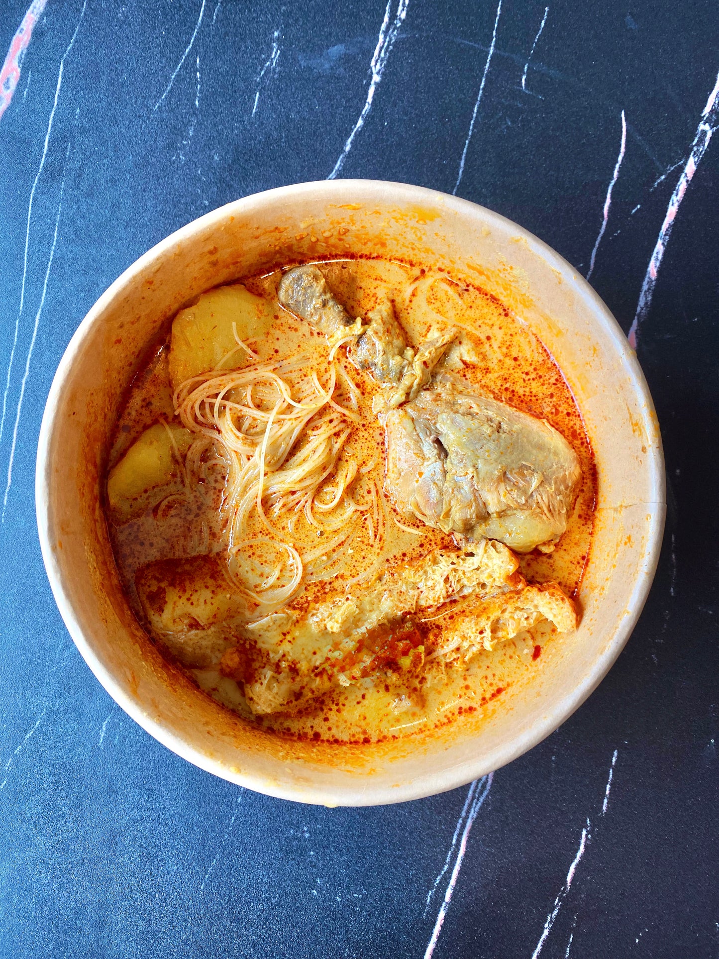 Curry Chicken Noodles [Frozen Packs]